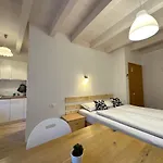 House Punta - Hisa Na Punti