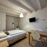 House Punta - Hisa Na Punti *