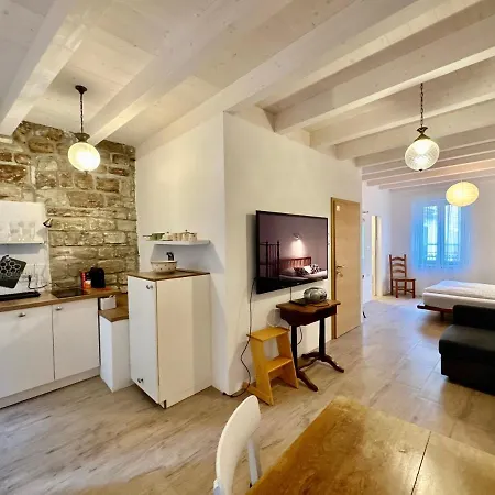 House Punta - Hiša Na Punti Appartamento Pirano