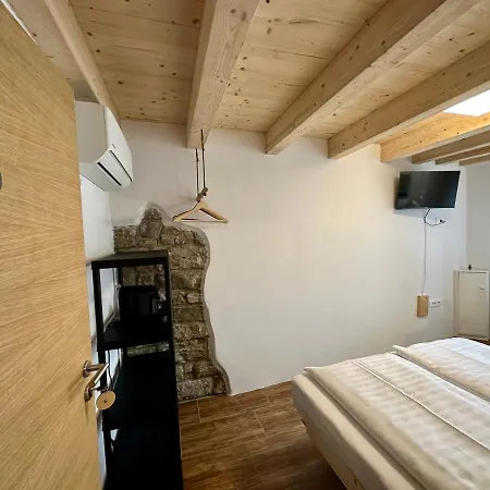 Apartment House Punta - Hisa Na Punti