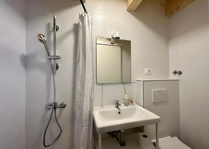 House Punta - Hisa Na Punti Πιράν