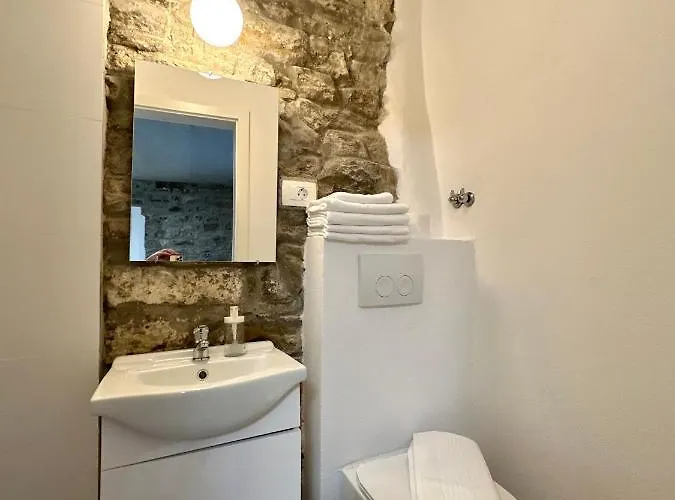 House Punta - Hisa Na Punti Πιράν