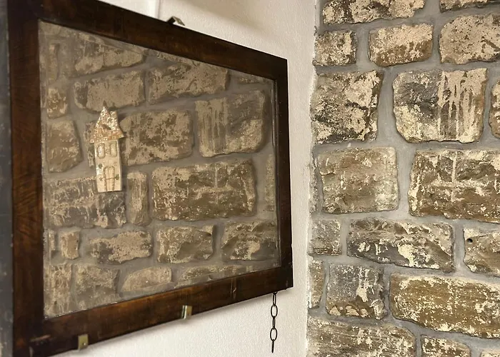 House Punta - Hisa Na Punti *