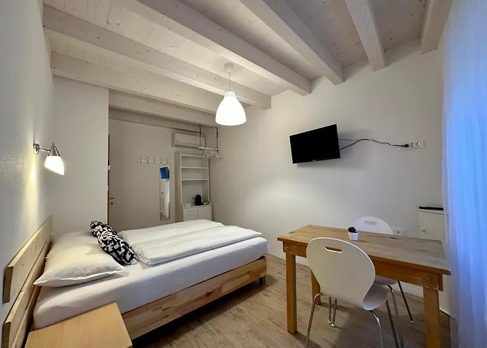 House Punta - Hisa Na Punti *