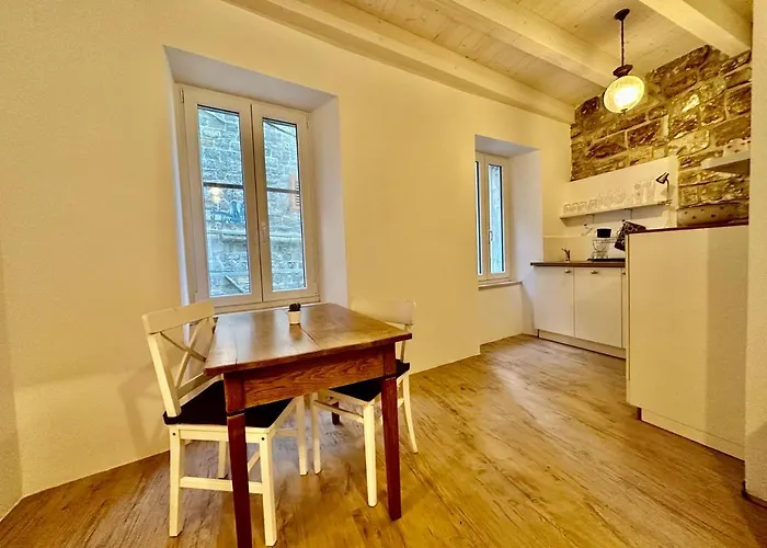 House Punta - Hisa Na Punti *