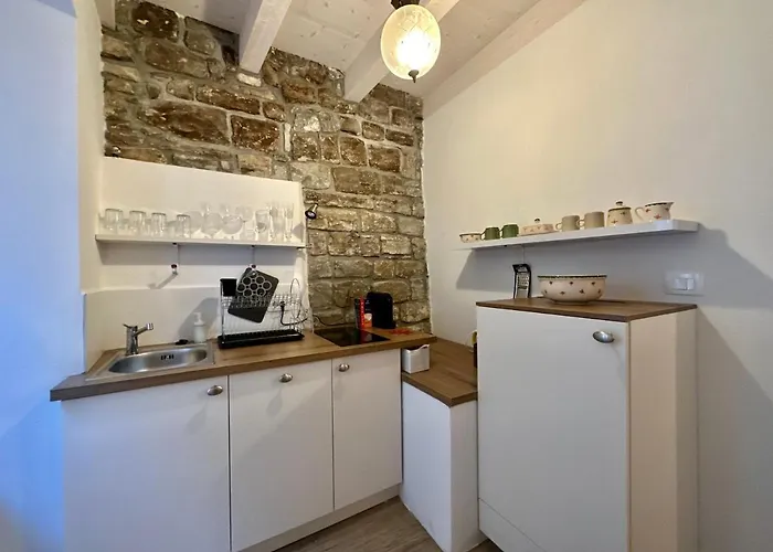 House Punta - Hisa Na Punti Πιράν